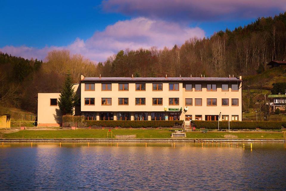 מלון Bludov  Vlci Dul Bludov מראה חיצוני תמונה